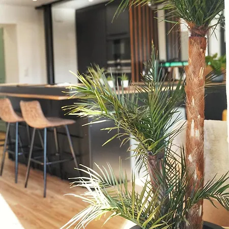 Appartement Oasis - Ciné, Balnéo&confort à La *